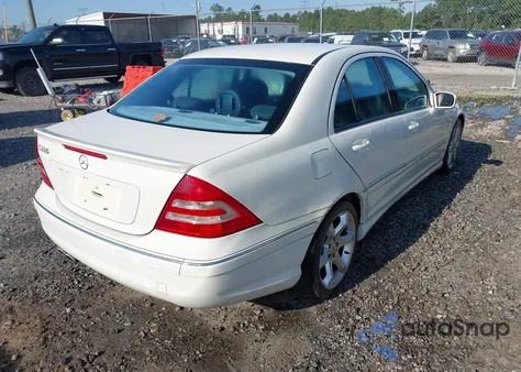 2007 Mercedes-Benz C 230 Sport from USA, damaged, VIN WDBRF52H87A942029